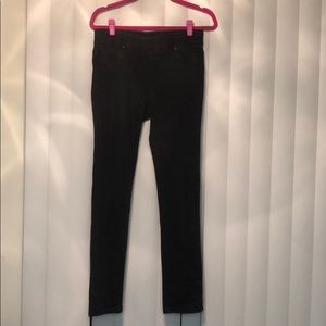 Liverpool Sienna Pull Up Legging in Black